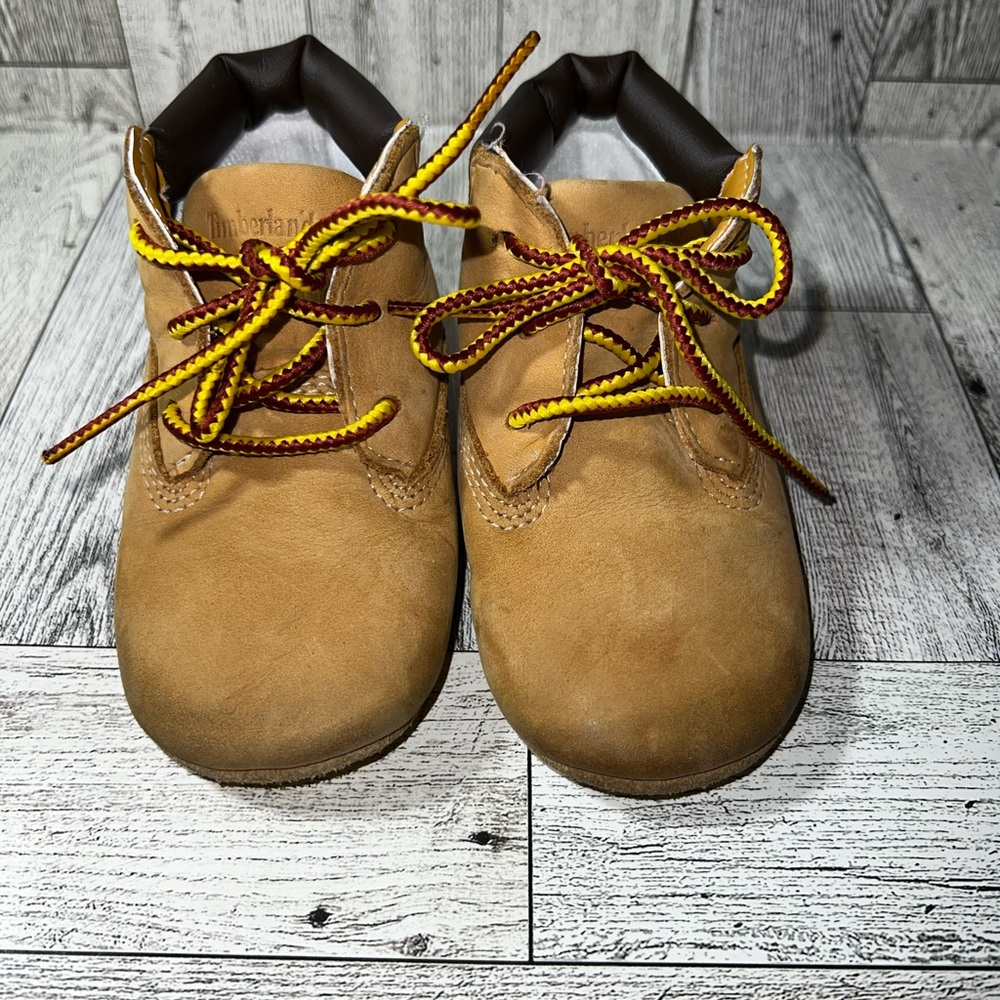 Infants leather GUC Timberland boot